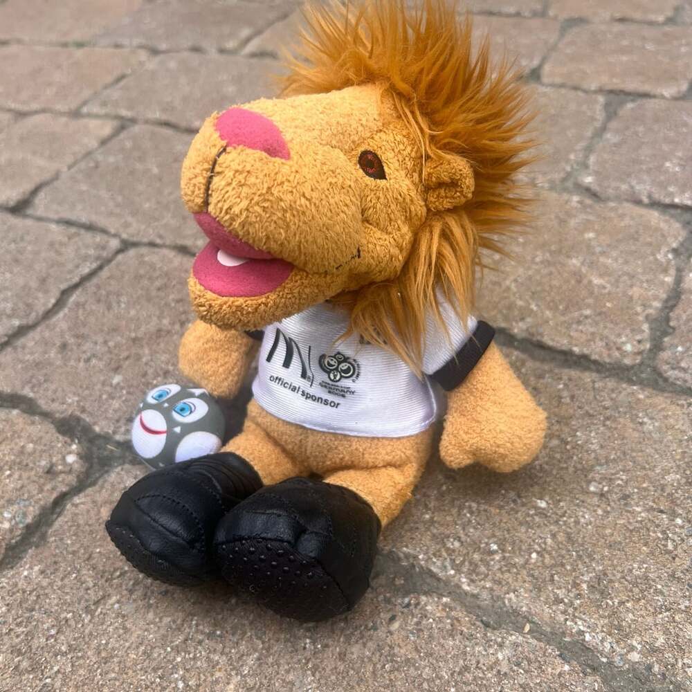 Nici Goleo 06 FIFA World Cup Germany 2006 Lion Plush Toy McDonald's Sponsor